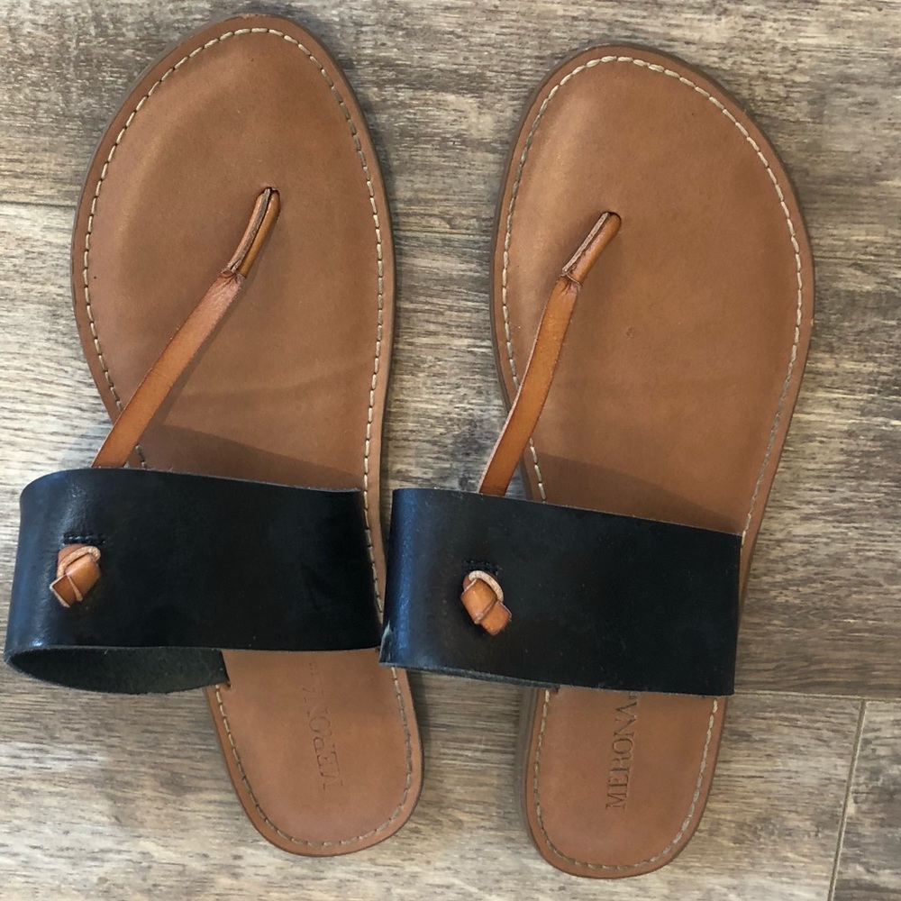 Merona Black & Tan Sandals